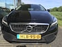 Volvo V40 Cross Country 2.0 T3 Momentum | Rijklaar incl 12 mnd Bovag | Standkachel Stoelverwarming Donker glas
