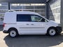 Volkswagen Caddy 2.0 TDI L1H1 BMT Bpm vrij Ladekast Airco Cruise controle Kastinrichting Trekhaak 1400kg trekgewicht Schuifdeur Telefoon verbinding 1e eigenaar Euro 6 Dubbele bodem met Lades