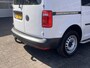 Volkswagen Caddy 2.0 TDI L1H1 BMT Bpm vrij Ladekast Airco Cruise controle Kastinrichting Trekhaak 1400kg trekgewicht Schuifdeur Telefoon verbinding 1e eigenaar Euro 6 Dubbele bodem met Lades