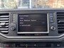 Volkswagen Crafter 35 2.0 TDI L3H3 oud L2H2 140pk Airco Cruise control Trekhaak 3000kg Kastinrichting Omvormer Standkachel werkplaats Navigatiesysteem Telefoonverbinding 2-Persoons Camera Euro 6