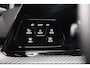 Volkswagen Golf 1.5 eTSI R-Line 150 PK Pano/Blackstyle/Cam/HUD/ACC/LANEASSIST/VOL