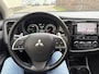 Mitsubishi Outlander 2.0 PHEV Instyle+ / LEER / AUTOMAAT / NAVI / SCHUIFDAK / CRUISE