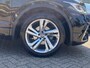 Volkswagen Tiguan 1.5 TSI R-Line / Digital Cockpit Pro / Parkeersensoren vóór en achter / Getint Glas / 19'' LMV / VW