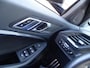 BMW 1-Serie M135i xDrive M Aerodynamica 306 Pk - KEYLESS ENTRY-GO| ADAPTIEF LED| NAVIGATIE| GROOTLICHT ASSISTENT| HEAD-UP DISPLAY|DODE HOEK SENSOR| AUTOMATISCHE AIRCO| ADAPTIEVE CRUISE CONTROL|PARKEERSENSOREN| STOELVERWARMING| STUURVERWARMING|