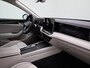Volkswagen Passat Variant 1.5 eTSI Elegance Business | Direct leverbaar | LED Matrix koplampen | Achterklep elektrisch te openen | Keyless Access | Stoelverwarming | Stuurwielverwarming | Voorstoelen Ergo-Active
