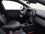 Renault Clio E-Tech 1.6 Full Hybrid 145 PK Techno Trekhaak | Navigatie | Climate Control | Cruise Control | Parkeersensoren Voor en Achter | 360 graden Camera | Apple Carplay & Android Auto