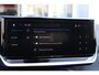 Peugeot 2008 1.2 Hybrid 145PK AUTOMAAT ALLURE | NIEUWE AUTO! | KEYLESS ENTRY/START | PARKEERSENSOREN VOOR + ACHTER  | 17" LICHTMETALEN VELGEN | ADAPTIVE CRUISE CONTROL | CLIMATE CONTROL | STOEL VERWARMING | DRAADLOZE APPLE CARPLAY/ANDROID AUTO |