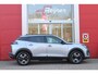 Peugeot 2008 1.2 Hybrid 145PK AUTOMAAT ALLURE | NIEUWE AUTO! | KEYLESS ENTRY/START | PARKEERSENSOREN VOOR + ACHTER  | 17" LICHTMETALEN VELGEN | ADAPTIVE CRUISE CONTROL | CLIMATE CONTROL | STOEL VERWARMING | DRAADLOZE APPLE CARPLAY/ANDROID AUTO |