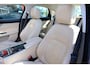 Jaguar XF 2.0 241pk Portfolio Aut.Pano|Leder|LED|19" LMV| Facelift versie!