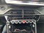 Peugeot 2008 1.2 Turbo 130 PK GT-Line | Navigatie | Climate Control | LED Verlichting | All Season Banden| Stoelverwarming | Parkeersensoren | Camera | Luxe Uitvoering | Zwart Dak |