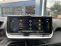 Peugeot 2008 1.2 Turbo 130 PK GT-Line | Navigatie | Climate Control | LED Verlichting | All Season Banden| Stoelverwarming | Parkeersensoren | Camera | Luxe Uitvoering | Zwart Dak |