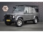Land Rover Defender 2.4 TD SW 110 | YOUNGTIMER | LED KOPLAMPEN VOOR VEEL BETER ZICHT | BOOST VELGEN | IN HOOGTE VERSTELBARE TREKHAAK | GOED ONDERHOUDEN AUTO | BTW VRIJ |