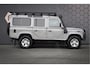 Land Rover Defender 2.4 TD SW 110 | YOUNGTIMER | LED KOPLAMPEN VOOR VEEL BETER ZICHT | BOOST VELGEN | IN HOOGTE VERSTELBARE TREKHAAK | GOED ONDERHOUDEN AUTO | BTW VRIJ |