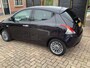 Lancia Ypsilon 0.9 TwinAir Gold nieuwe apk tot 4-2026