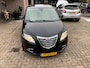 Lancia Ypsilon 0.9 TwinAir Gold nieuwe apk tot 4-2026