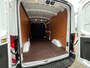 Ford E-Transit € 835 lease p/m GB 350 L3H2 68kWh 184pk RWD Trend Navi-Airco-Touchscreen/   € 835 p/m (full operational lease, 60 maanden, 30.000 km); informeer naar de mogelijkheden en voorwaarden.