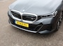 BMW i5 M60 xDrive 84 kWh 601PK, NL Dealerauto, 1e Eigenaar, meest complete uitvoering .. heeft nog Fabrieksgarantie .. IEDERE KEURING TOEGESTAAN !!