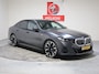 BMW i5 M60 xDrive 84 kWh 601PK, NL Dealerauto, 1e Eigenaar, meest complete uitvoering .. heeft nog Fabrieksgarantie .. IEDERE KEURING TOEGESTAAN !!