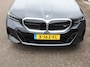 BMW i5 M60 xDrive 84 kWh 601PK, NL Dealerauto, 1e Eigenaar, meest complete uitvoering .. heeft nog Fabrieksgarantie .. IEDERE KEURING TOEGESTAAN !!