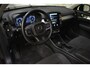Volvo XC40 T2 129PK Business Pro | BLIS | Schuifdak | Harman Kardon |
