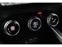 Renault Clio 1.0 TCe 90 GPF techno | €2500 Voordeel | Adaptive Cruise | Navigatie | 360 Camera | Stoel-/Stuurverwarming