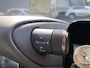 Lexus ES 300h Business Line NWE MODEL BLIND SPOT STUURVERW STOELVERW SCHUIF/KANTELDAK PARK-SENSOREN APPLE CARPLAY/ ANDROID AUTO