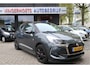 DS 3 110 Pk Benzine *** Performance Line *** Navigatie * Achteruitrij Parkeer Camera * Climate & Cruise Control * Apple Car Play * Vingerhoets: Vierde Generatie Eersteklas Service !