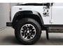 Land Rover Defender 2.2 D SW 90 Adventure Limited Edition | LED KOPLAMPEN | UNIEKE BODEMBESCHERMINGSPLATEN AF FABRIEK | YULONG WHITE PREMIUM METALLIC | BTW VRIJ |