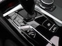 BMW 5-Serie Touring 530e Business Edition 252PK matrix led, trekhaak, head-up display, panoramadak, achteruitrijcamera, alarm, lederen bekleding, stoelverwarming, keyless, side assist, elek. bedienbare achterklep, 19" lichtmetaal