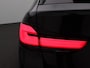 BMW 5-Serie Touring 530e Business Edition 252PK matrix led, trekhaak, head-up display, panoramadak, achteruitrijcamera, alarm, lederen bekleding, stoelverwarming, keyless, side assist, elek. bedienbare achterklep, 19" lichtmetaal