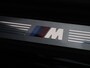 BMW 5-Serie Touring 530e Business Edition 252PK matrix led, trekhaak, head-up display, panoramadak, achteruitrijcamera, alarm, lederen bekleding, stoelverwarming, keyless, side assist, elek. bedienbare achterklep, 19" lichtmetaal