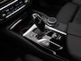 BMW 5-Serie Touring 530e Business Edition 252PK matrix led, trekhaak, head-up display, panoramadak, achteruitrijcamera, alarm, lederen bekleding, stoelverwarming, keyless, side assist, elek. bedienbare achterklep, 19" lichtmetaal