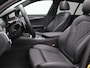 BMW 5-Serie Touring 530e Business Edition 252PK matrix led, trekhaak, head-up display, panoramadak, achteruitrijcamera, alarm, lederen bekleding, stoelverwarming, keyless, side assist, elek. bedienbare achterklep, 19" lichtmetaal