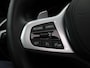 BMW 5-Serie Touring 530e Business Edition 252PK matrix led, trekhaak, head-up display, panoramadak, achteruitrijcamera, alarm, lederen bekleding, stoelverwarming, keyless, side assist, elek. bedienbare achterklep, 19" lichtmetaal