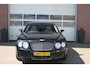 Bentley Continental Flying Spur 6.0 W12 Zwart Met Creme Lederen Interieur 93.000Km Zeer Nette Auto!!! Boekjes aanwezig.