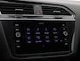 Volkswagen Tiguan 1.5 TSI Life | Adaptive Cruise | Stuur-/Stoelverwarming | Navigatie | LED |