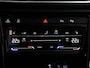 Volkswagen T-Roc Cabrio 1.5 TSI R-Line 150pk | LED IQ | Stoelverwarming | Stoel En Stuurwiel verwarming |