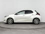 Toyota Yaris 1.5 Hybrid Executive | Head-up display | Stoelverwarming | Parkeer sensoren | JBL | 17 inch