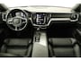 Volvo V60 T6 AWD Inscription | Panoramadak | Head-Up | Trekhaak | Camera | Apple Carplay