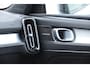 Volvo XC40 B4 211PK Automaat Plus Dark / Adaptive cruise control / Elektrische stoelen / Harman Kardon audio / Pilot assist / BLIS / Stoel en stuur verwarming / Elektrische achterklep / Parkeersensoren met 360 camera / Google infotainment