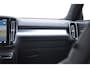 Volvo XC40 B4 211PK Automaat Plus Dark / Adaptive cruise control / Elektrische stoelen / Harman Kardon audio / Pilot assist / BLIS / Stoel en stuur verwarming / Elektrische achterklep / Parkeersensoren met 360 camera / Google infotainment
