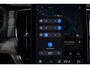 Volvo XC90 T8 455PK Plug-in hybrid AWD Ultra Dark | Bowers & Wilkins Premium Audio | Luchtvering | Donkergetint Glas | Geperforeerd Nappa Leder | Stoelventilatie | Google infotainment | Stoelverwarming | 360° Parkeercamera |