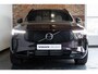 Volvo XC90 T8 455PK Plug-in hybrid AWD Ultra Dark | Bowers & Wilkins Premium Audio | Luchtvering | Donkergetint Glas | Geperforeerd Nappa Leder | Stoelventilatie | Google infotainment | Stoelverwarming | 360° Parkeercamera |