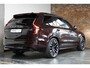 Volvo XC90 T8 455PK Plug-in hybrid AWD Ultra Dark | Bowers & Wilkins Premium Audio | Luchtvering | Donkergetint Glas | Geperforeerd Nappa Leder | Stoelventilatie | Google infotainment | Stoelverwarming | 360° Parkeercamera |