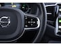 Volvo XC90 2.0 T8 Plug-in hybrid AWD Ultra Dark | Adaptieve Cruis Controle | Panorama dak | Electrische stoelen | Google on Board | Visual Park Assist (incl. 360º view) |