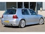 Volkswagen Golf 3.2 V6 R32 4Motion