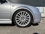 Volkswagen Golf 3.2 V6 R32 4Motion