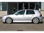Volkswagen Golf 3.2 V6 R32 4Motion