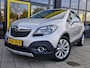 Opel Mokka 1.4 T Cosmo Automaat | Parkeer Sensoren V + A | Stuurverwarming en Stoelverwarming | Tel. | Navi | Cruise + Climate Con