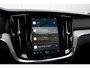 Volvo V60 B4 Automaat Ultimate Dark | Stoel- en Stuurverwarming | Sportstoelen met memory | 360° camera | Adaptieve Cruise Control | Schuif-/kanteldak | Harman Kardon Premium Audio | Head-up Display | Zwarte hemebekleding
